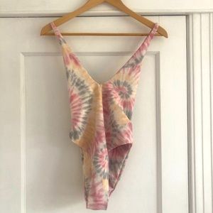 Skatie Swimwear | Zoey One Piece in Loveland | Med